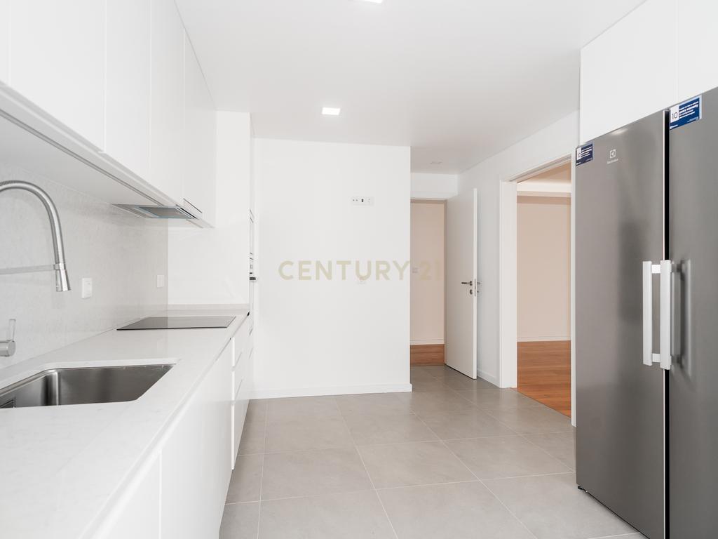 Apartamento T3 a estrear - Centro de Lisboa - Image 8